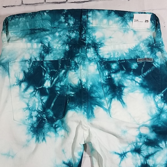 Hudson Tilda Midrise Cuff Straight Jeans - Picture 4 of 8